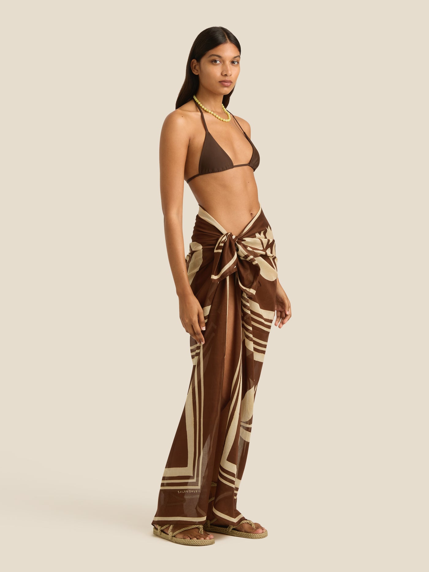 Square Pareo | Clove Coconut