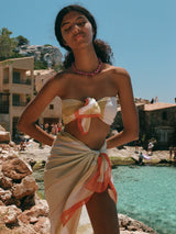 Scarf | Essence